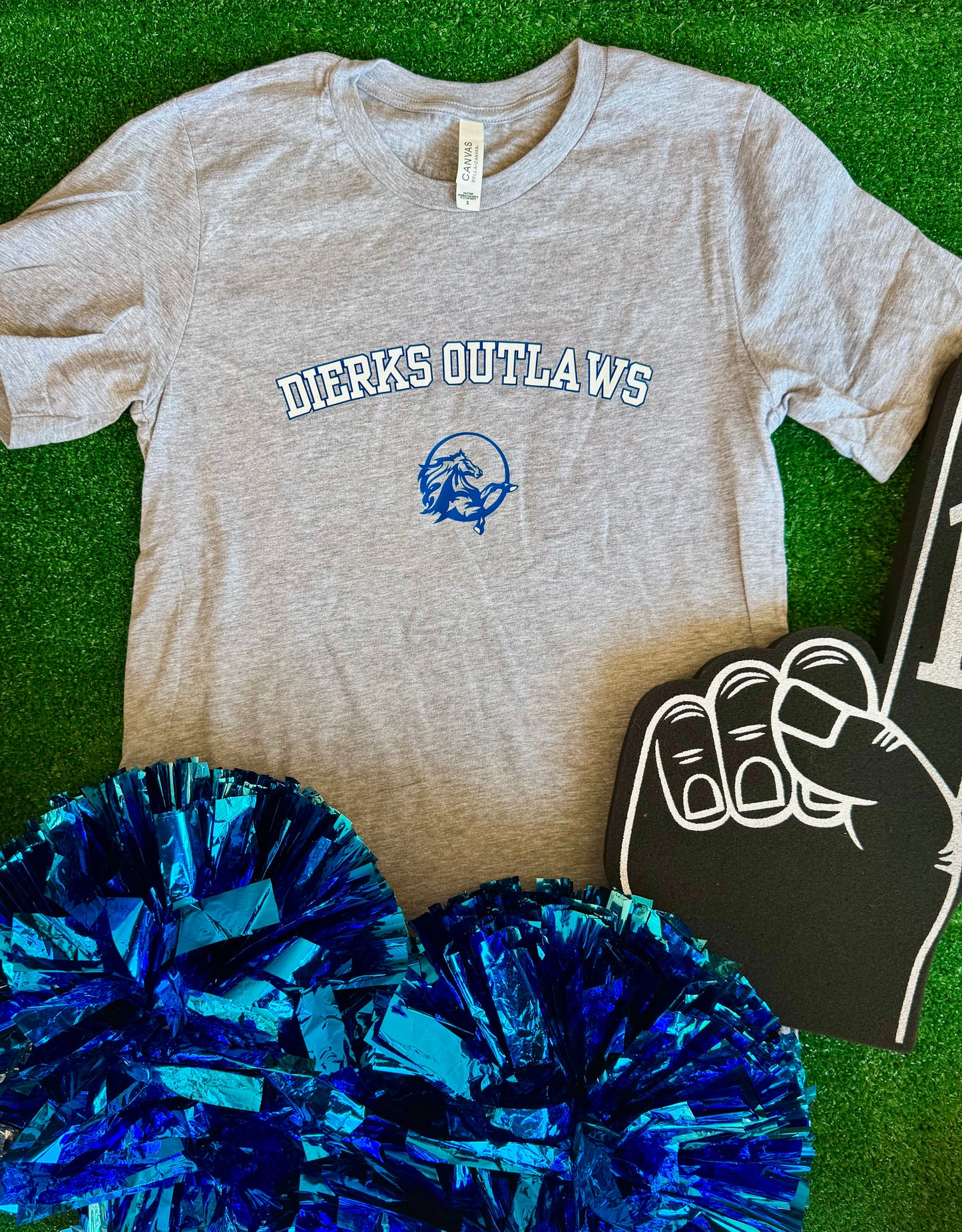 Dierks Outlaws Curve Tee