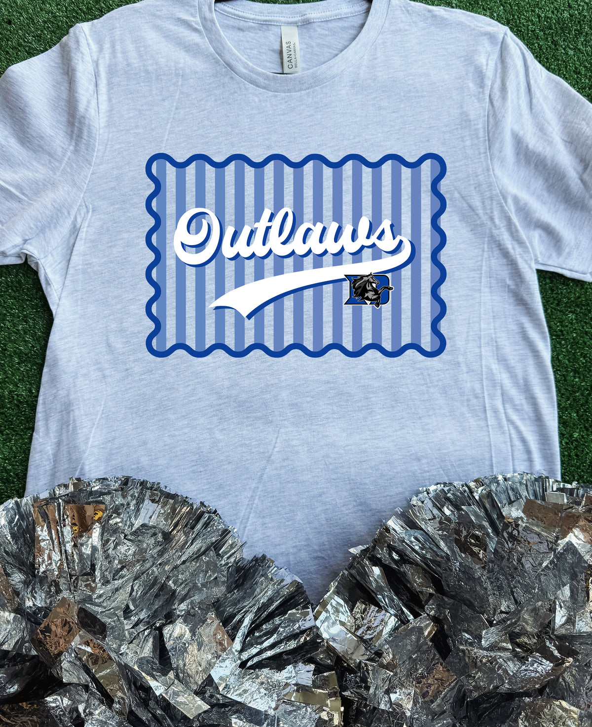 Dierks Outlaws Wavy Tee