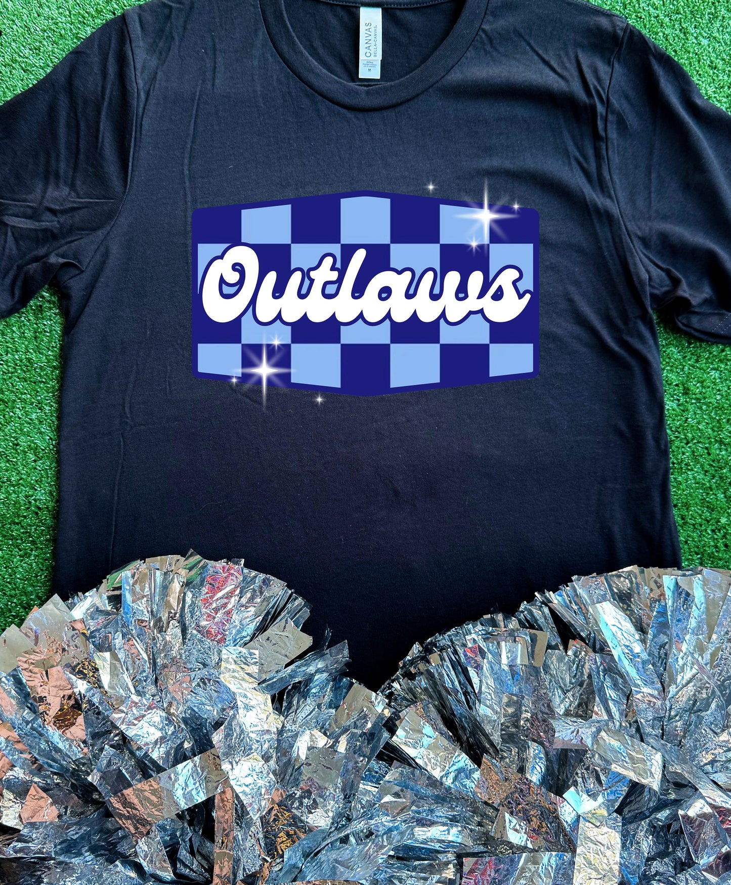 Dierks Outlaws Checkered Retro Tee