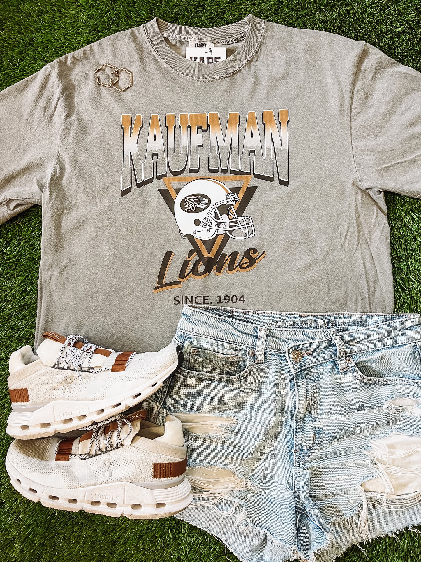 YOUTH Kaufman Lions Helmet Tee