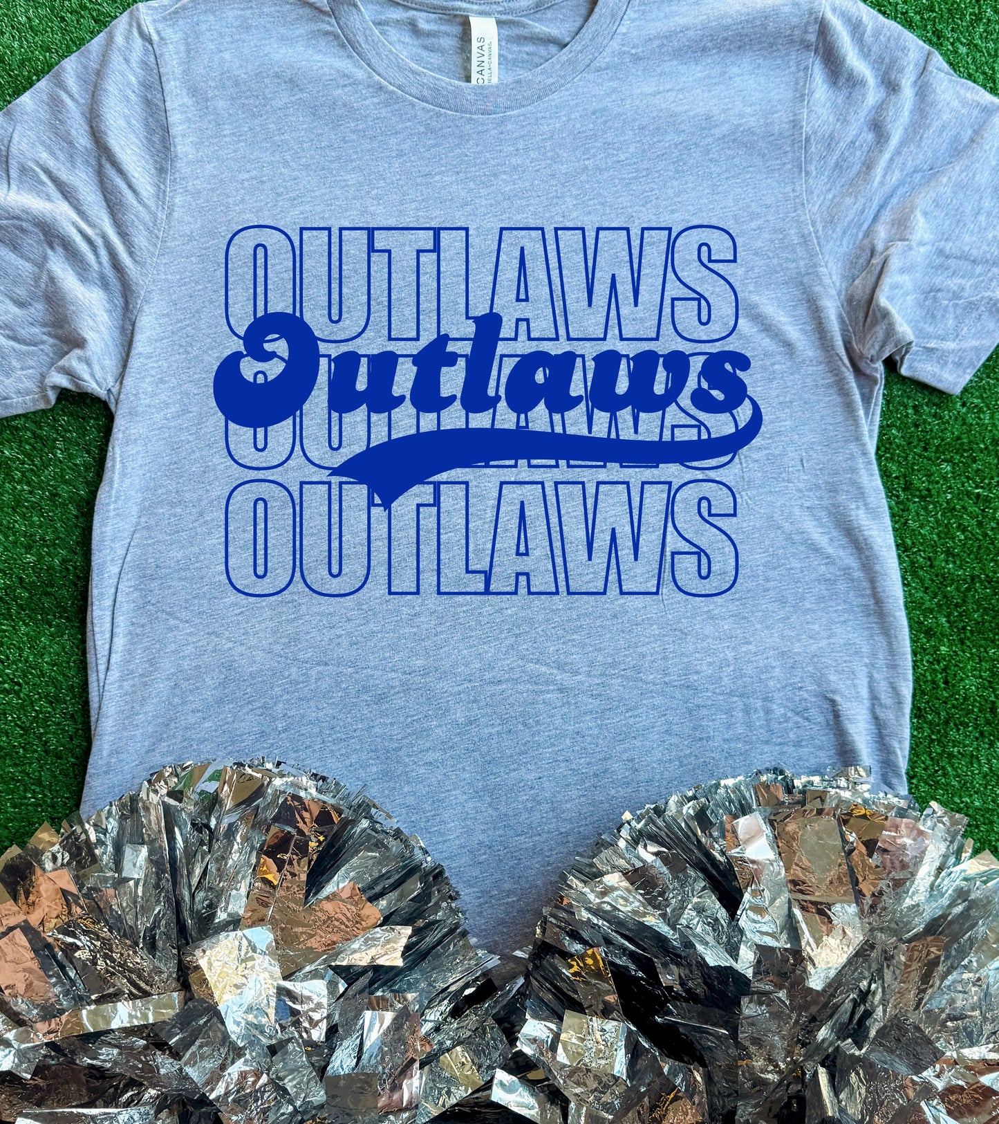 Dierks Outlaws Retro Outline Tee