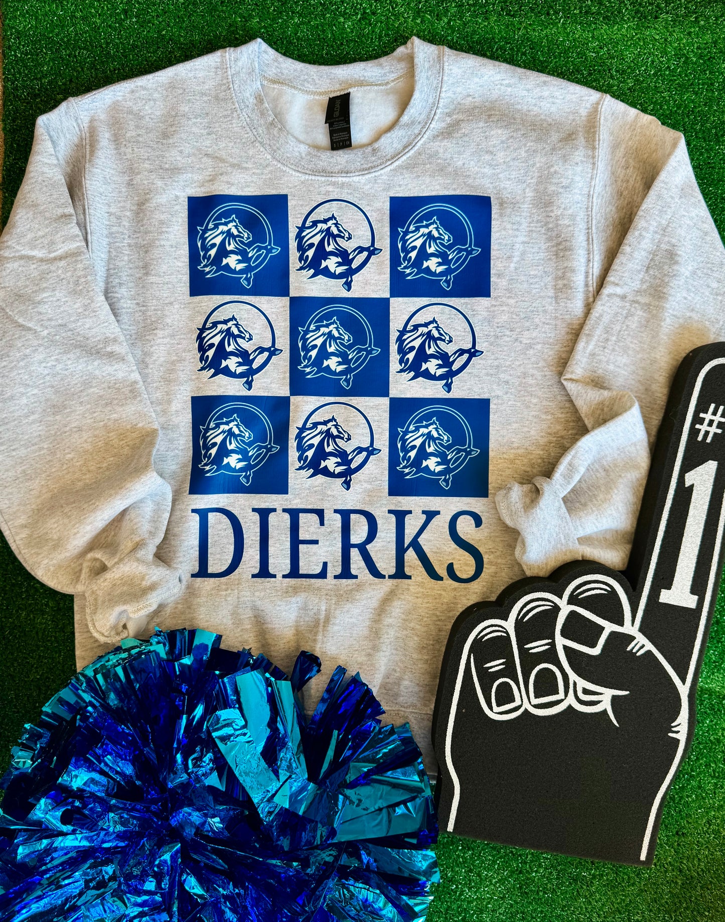 Dierks Outlaws Logo Sweat Shirt