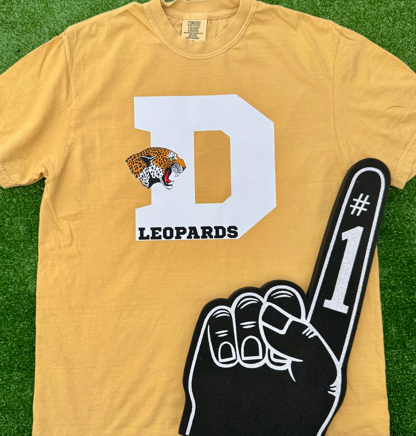 DeQueen Leopards Logo Tee