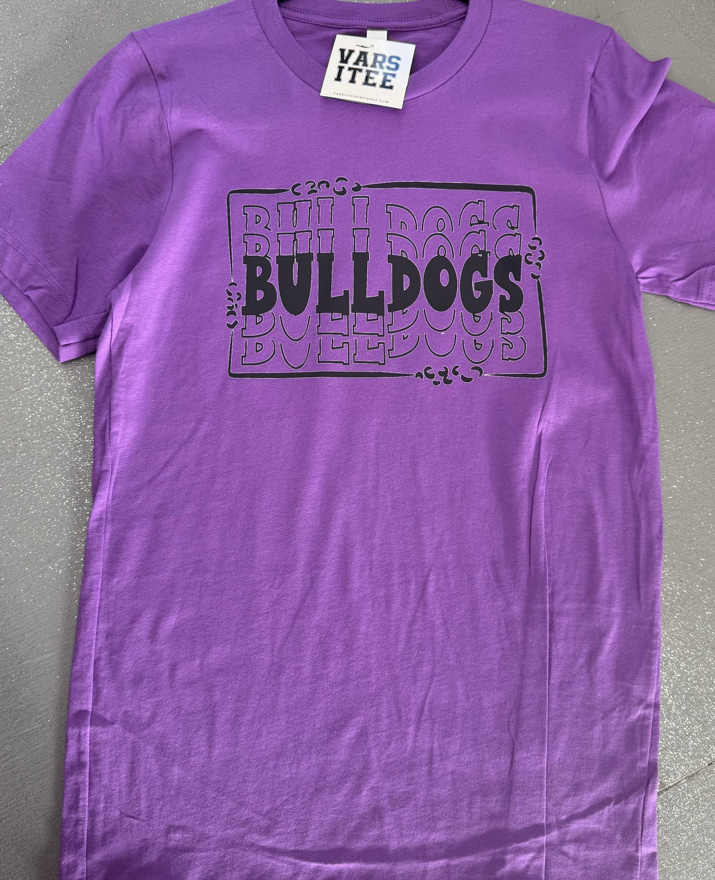 Bulldogs Outline Tee